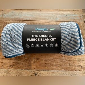 New Rumpl Sherpa Fleece Blanket
